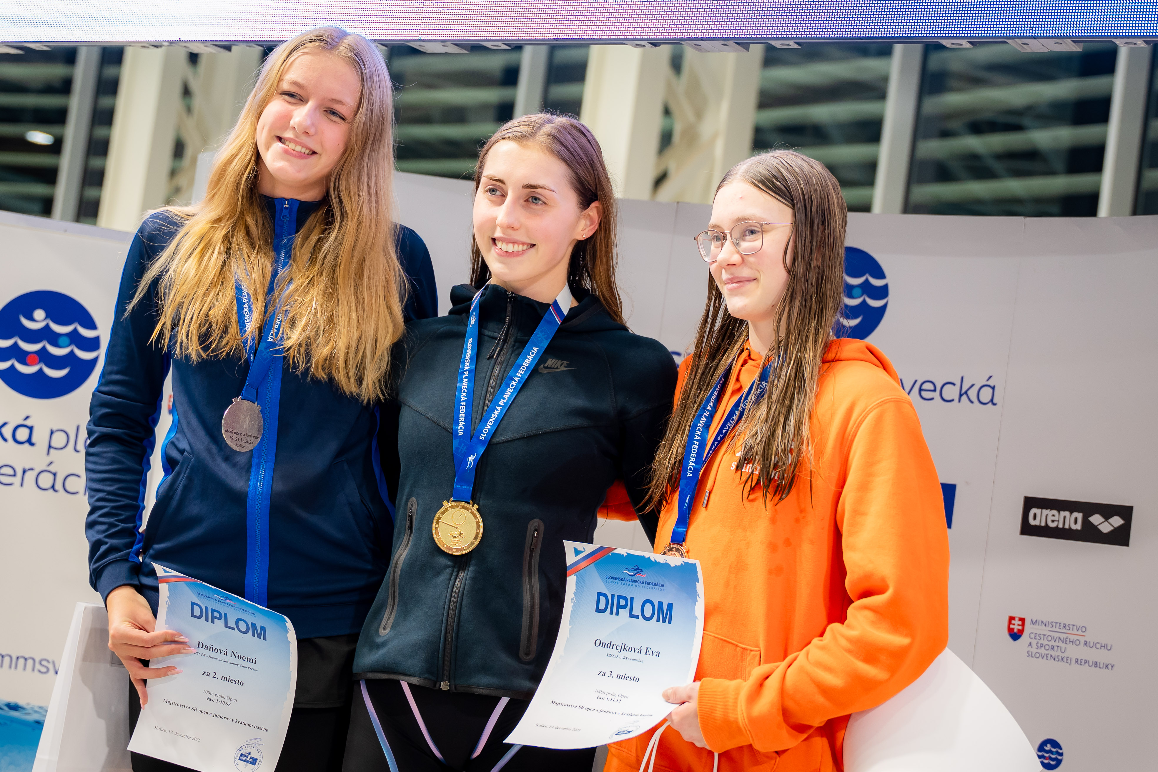 Slavnostne otvorenie Majstrovstiev Slovenskej republiky v plavani-95